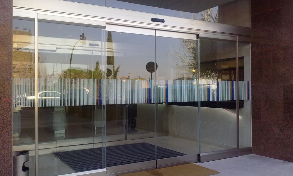 Puertas y automatismos GR - puertas automáticas