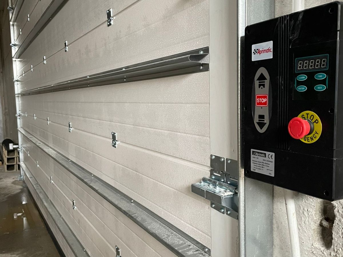 Puertas y automatismos GR - Trabajos realizados