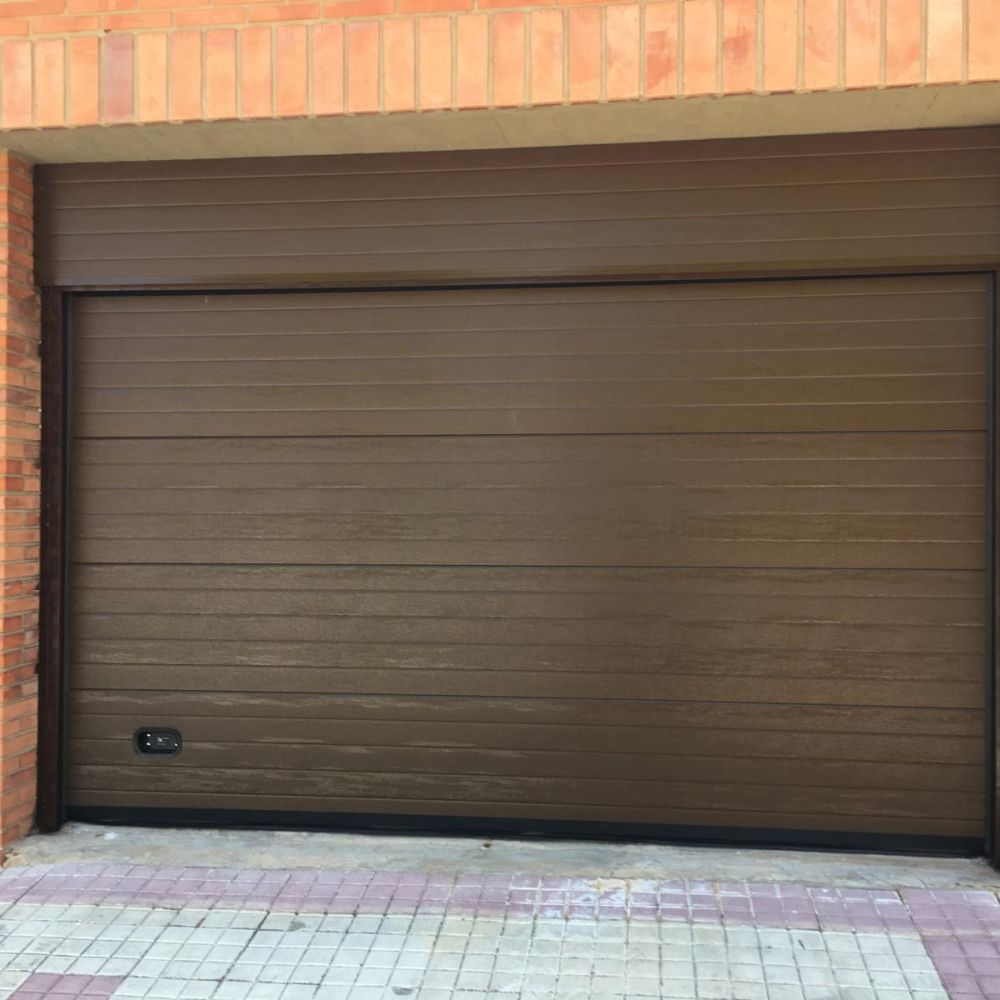 Puertas y automatismos GR - puertas garaje