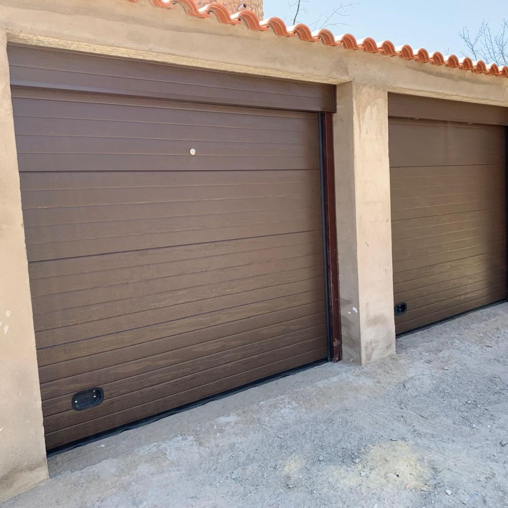 Puertas y automatismos GR - puertas garaje